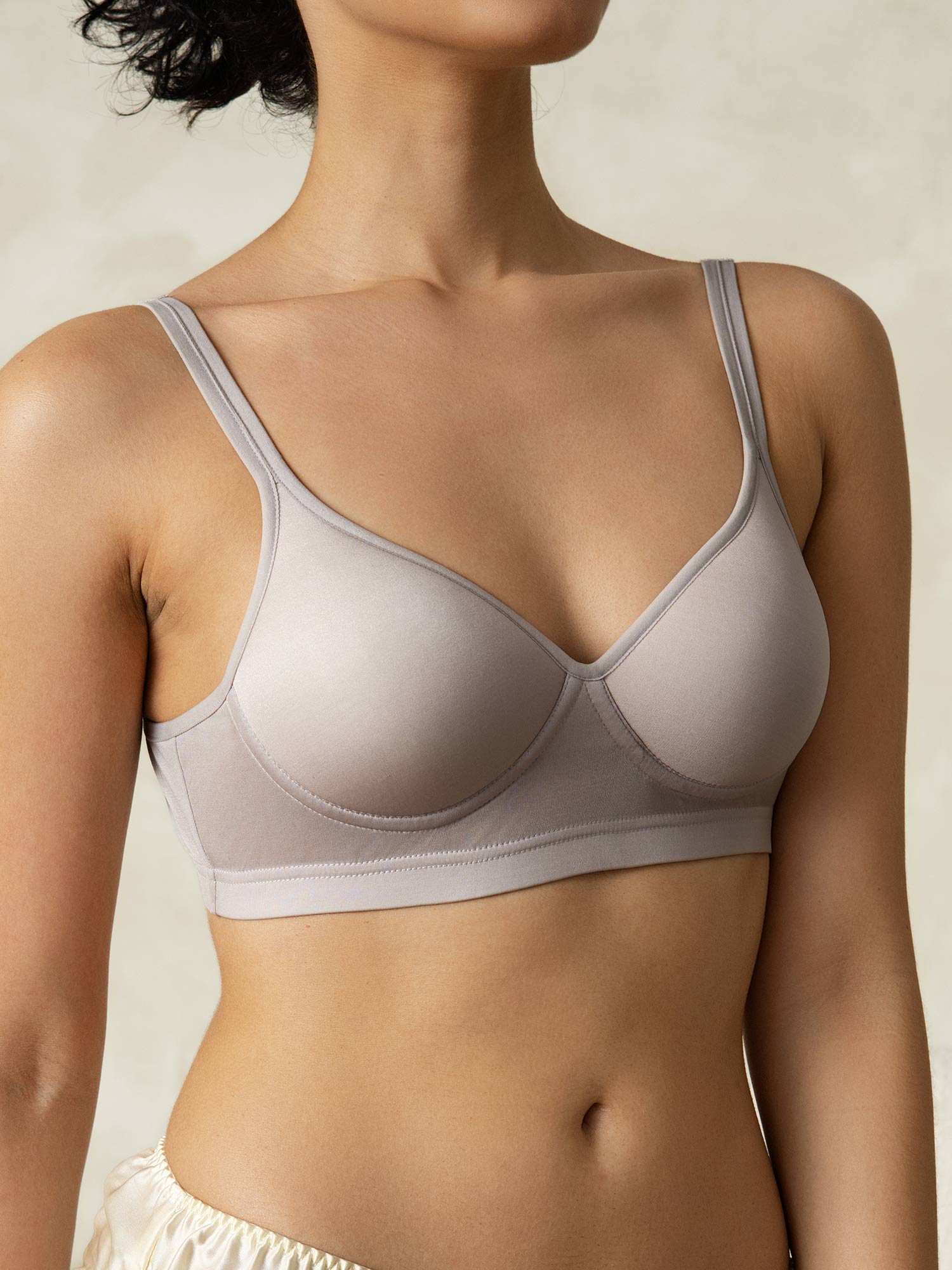 Soutien-gorge confortable en soie mélangée sans fil (Culotte non incluse)