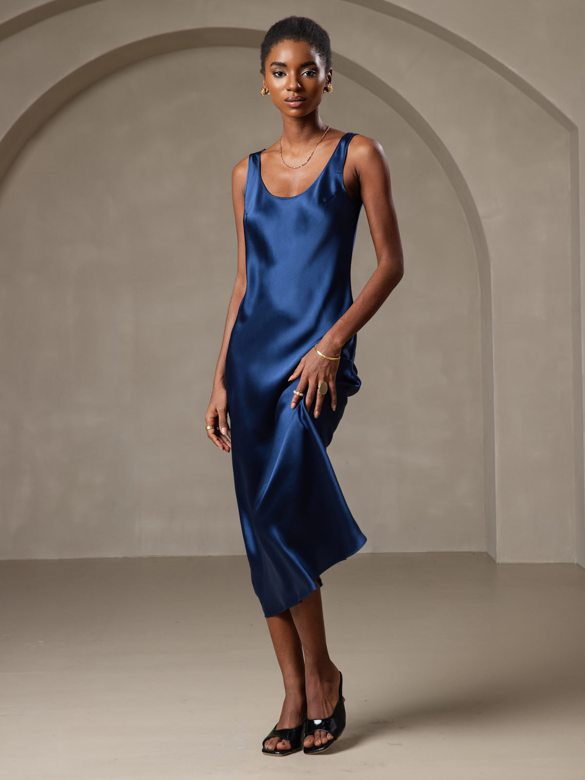 Pure Soie Sangle Larges Sans Manches Longue Robe