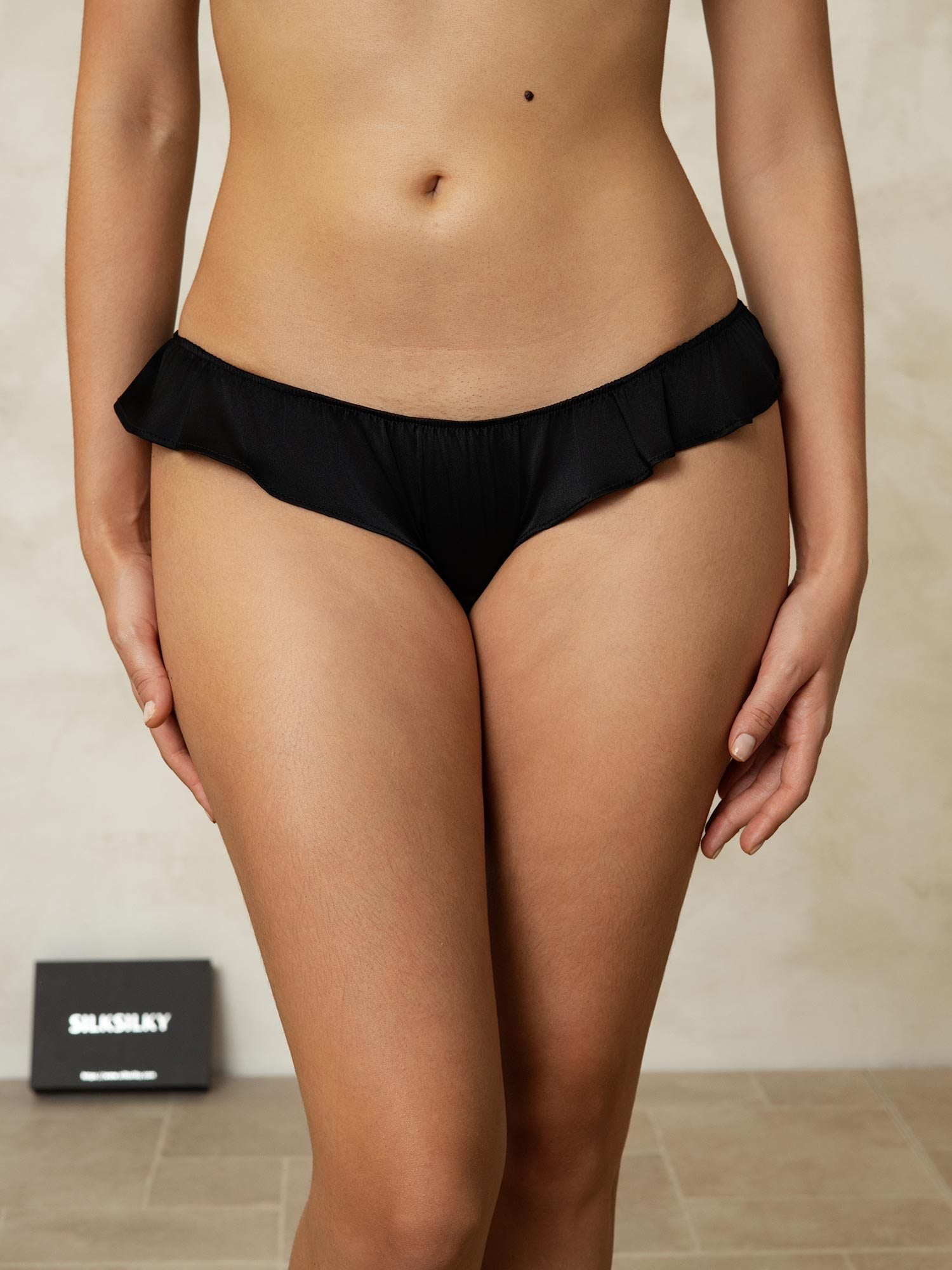 Culottes en Soie avec Volants (Soutien-Gorge Non Inclus)