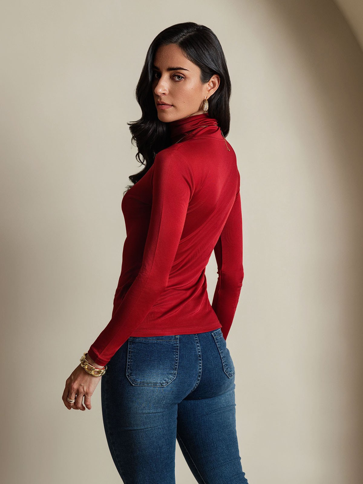 Haut à col montant en mélange de soie à manches longues T-shirt