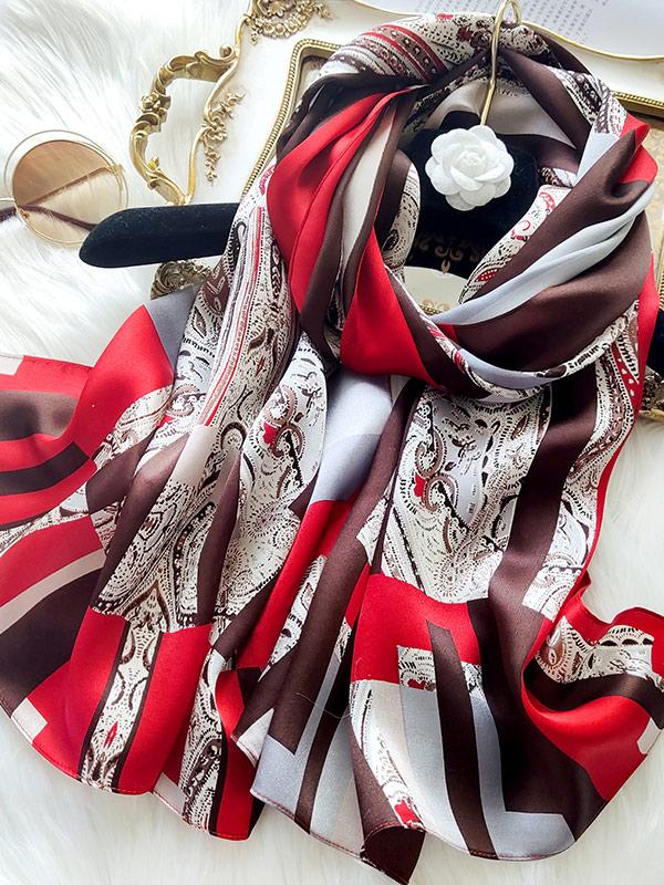 Écharpe Longue en Soie Rayures Classiques