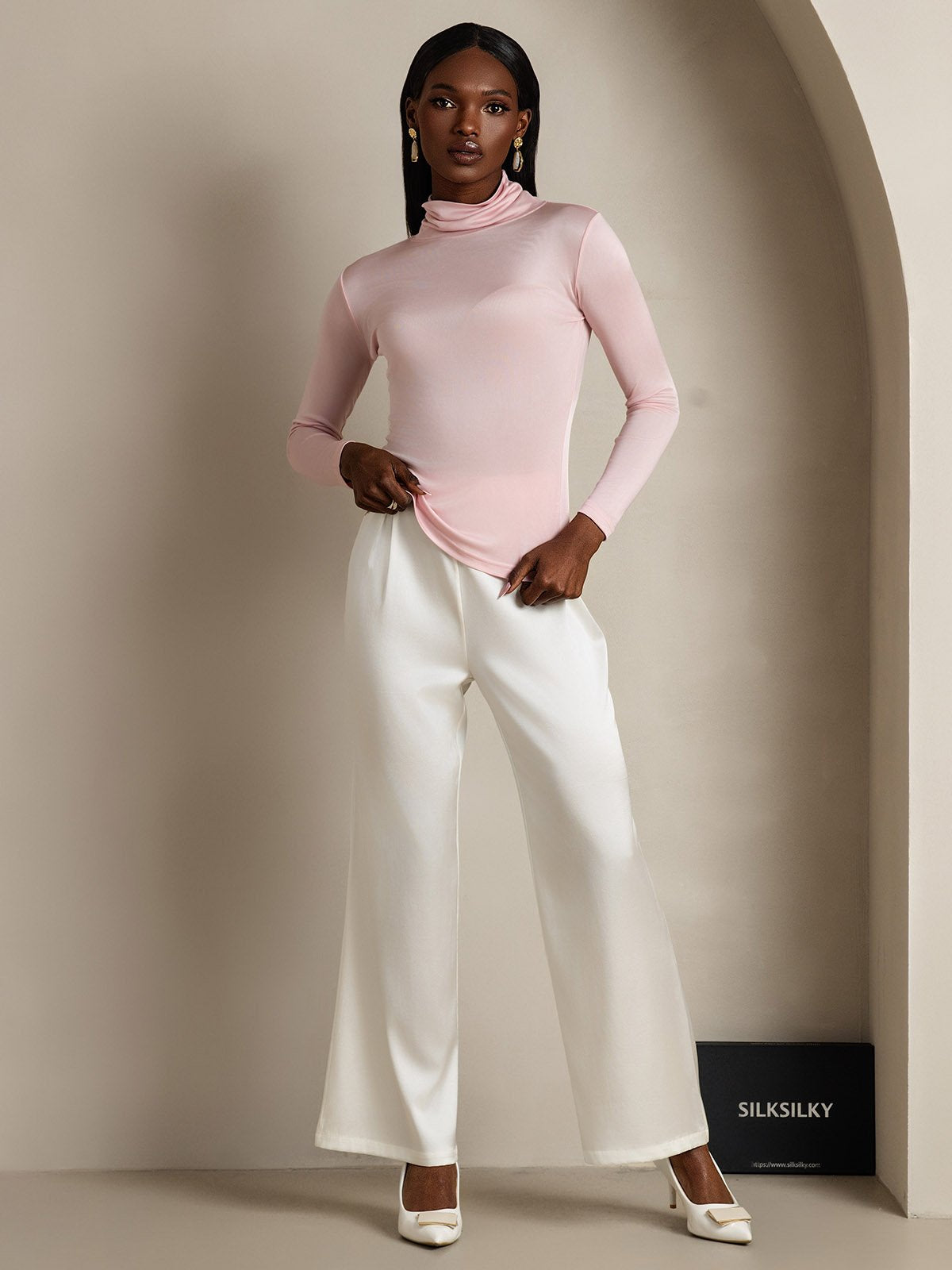 Haut à col montant en mélange de soie à manches longues T-shirt