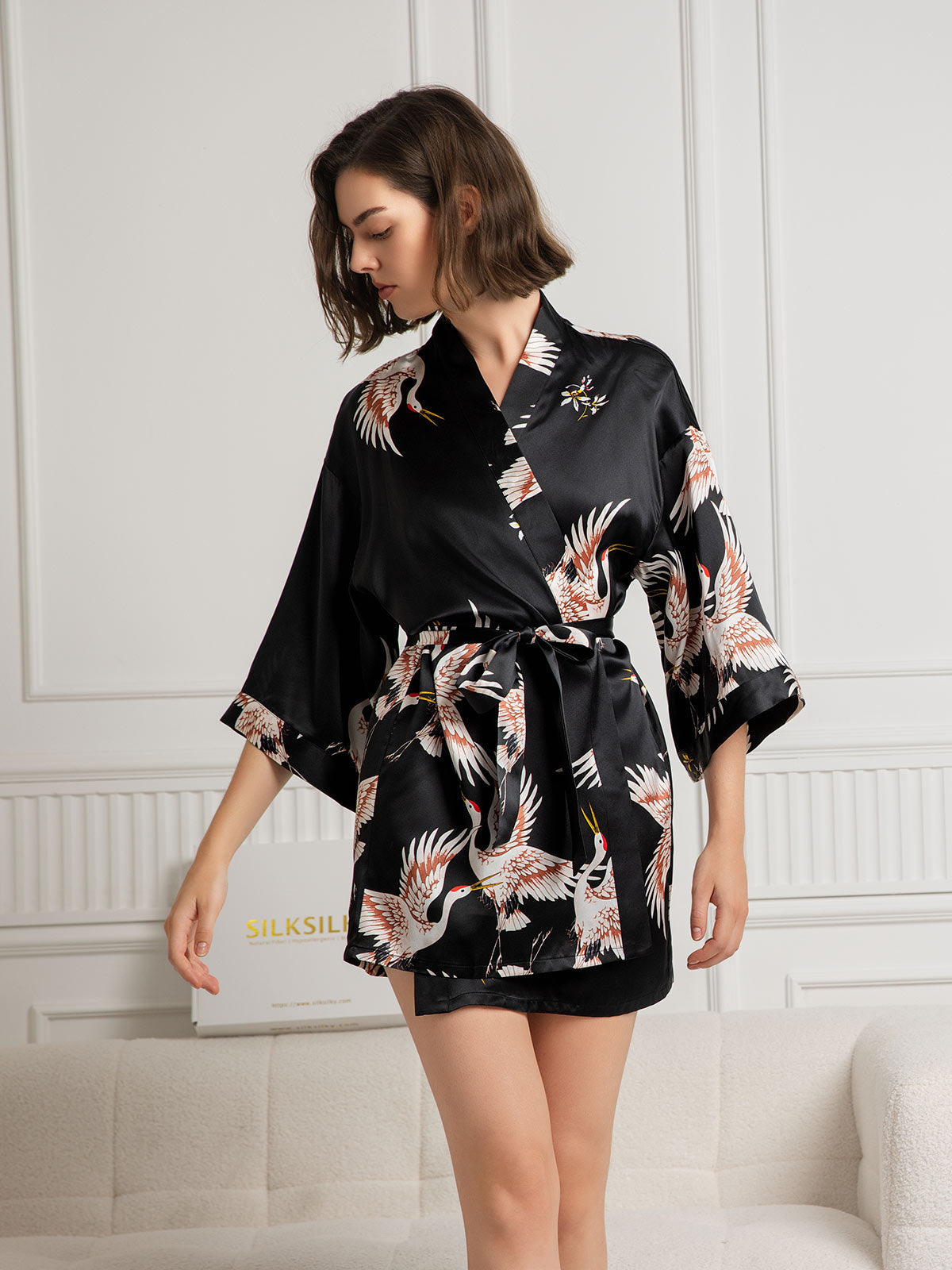 19Momme Kimono Peignoir Court en Soie avec Imprimé Crane pour Femme
