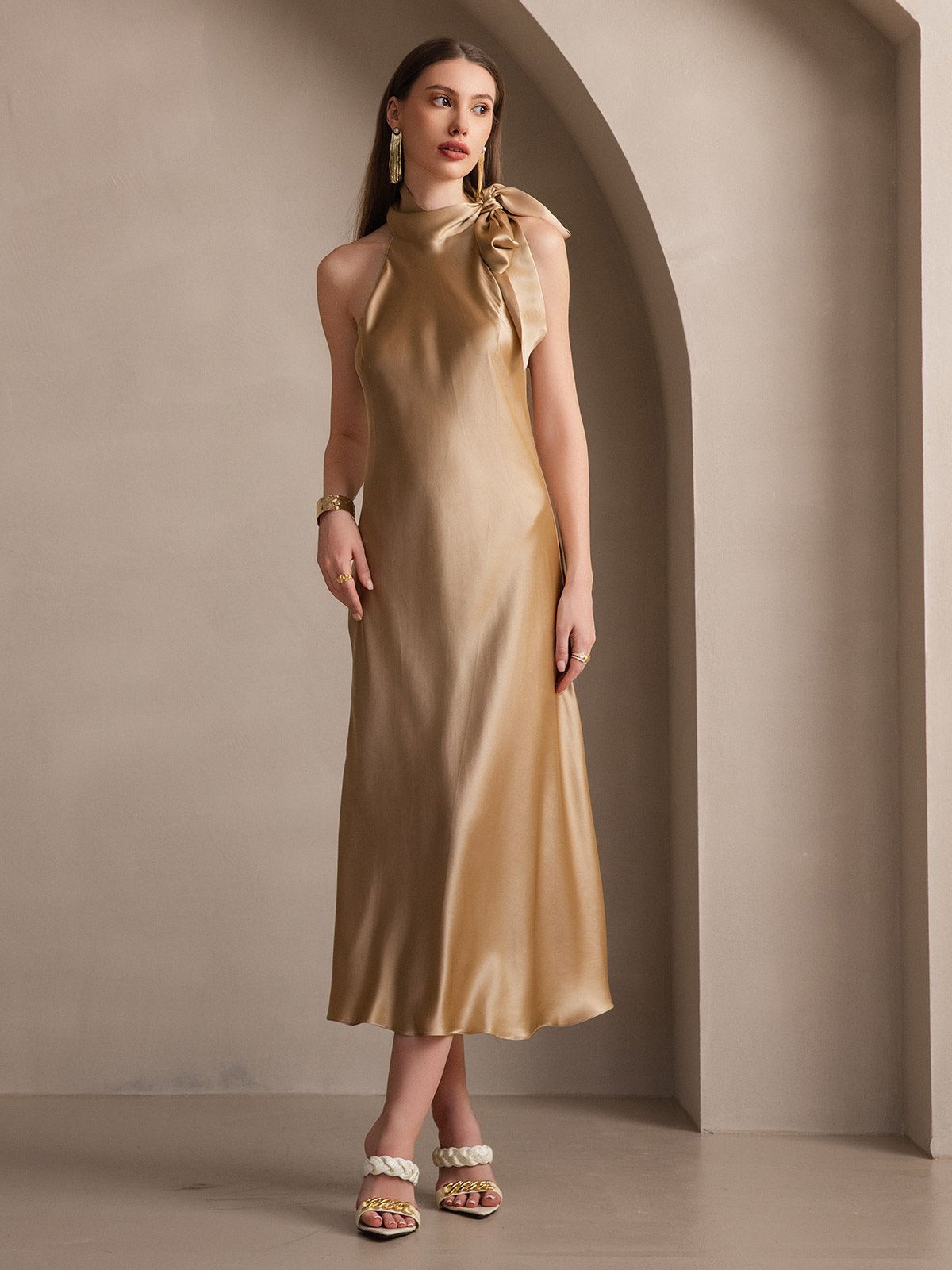 19Momme Soie Nouer Col Maxi Robe