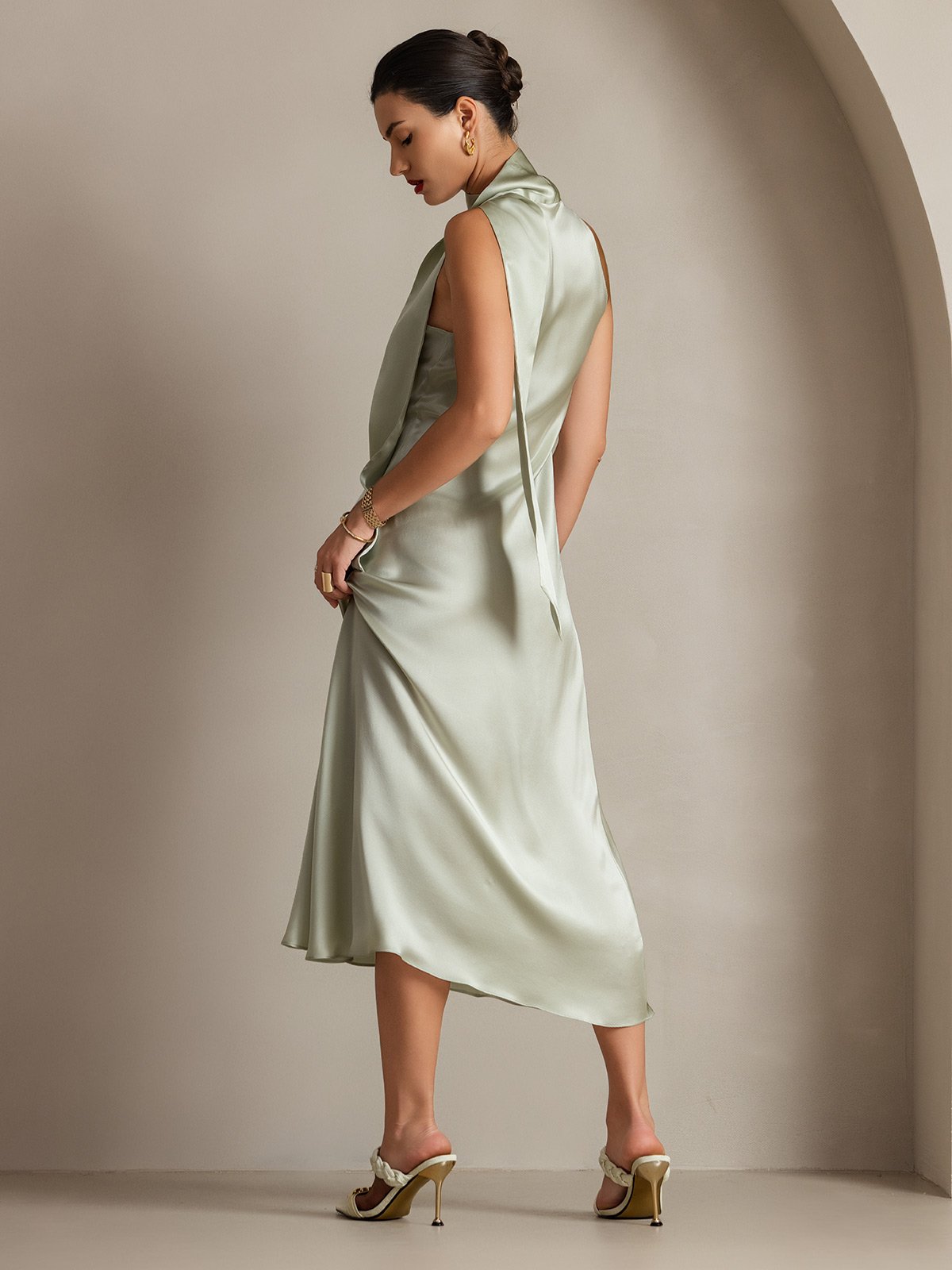 19Momme Soie Nouer Col Maxi Robe