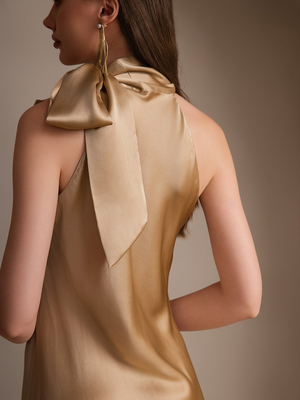 19Momme Soie Nouer Col Maxi Robe