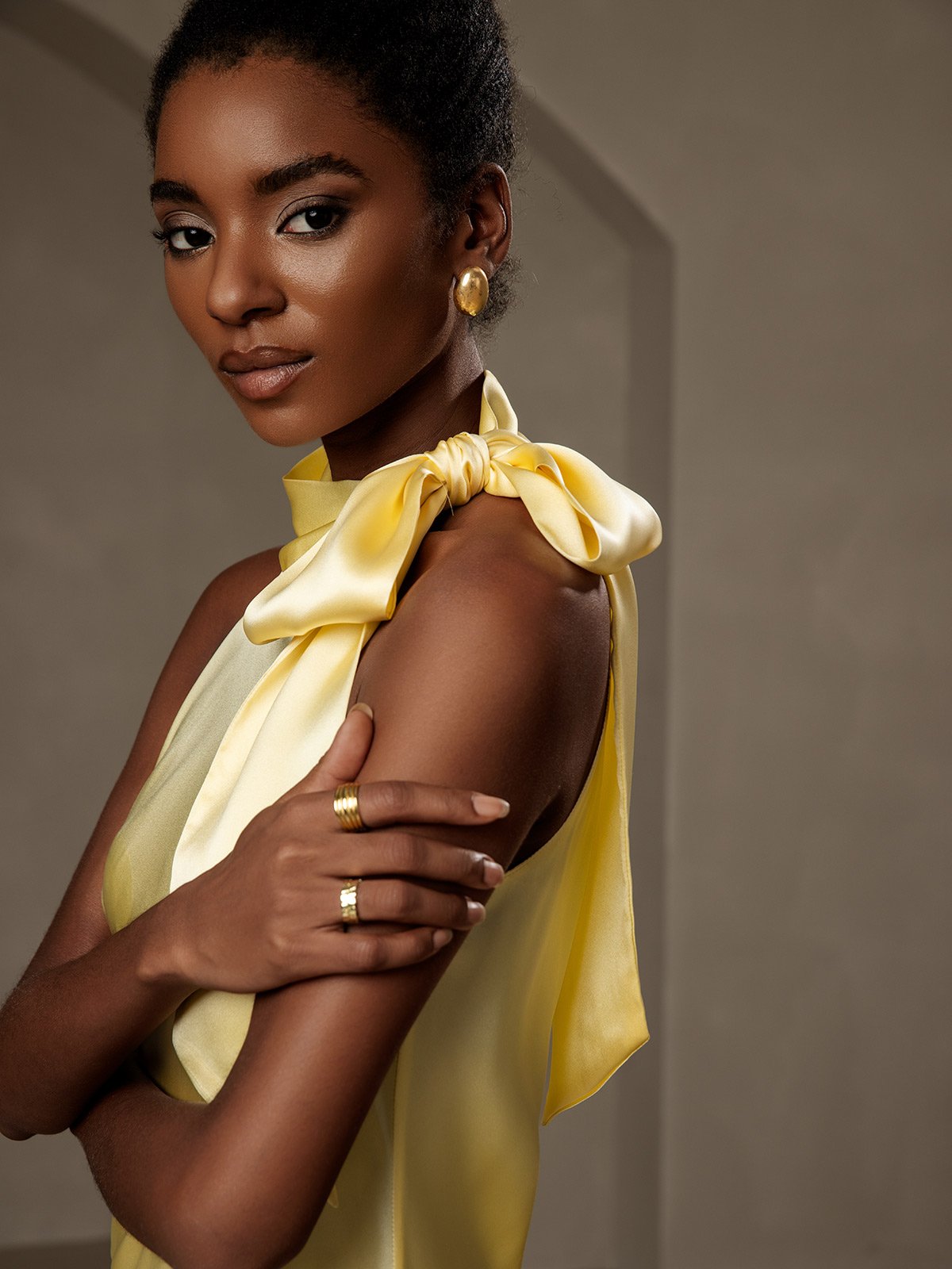 19Momme Soie Nouer Col Maxi Robe